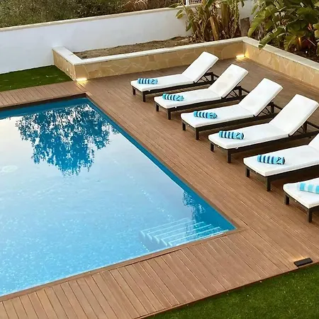 Tranquil Large 6 Bedroom Family Villa Sleeps 20 Near Sitges Sant Pere De Ribes Exterior photo