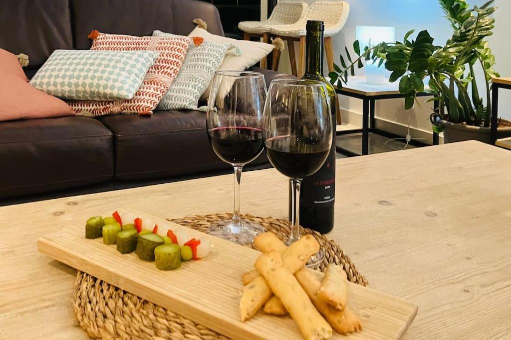 Tranquil Large 6 Bedroom Family Sleeps 20 Near Sitges