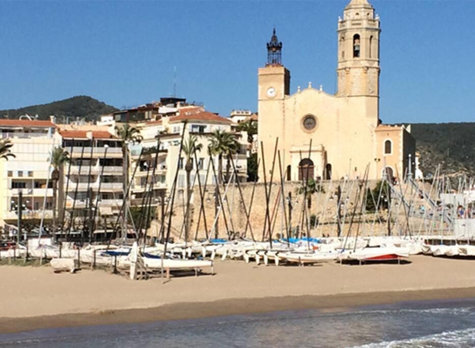Tranquil Large 6 Bedroom Family Sleeps 20 Near Sitges