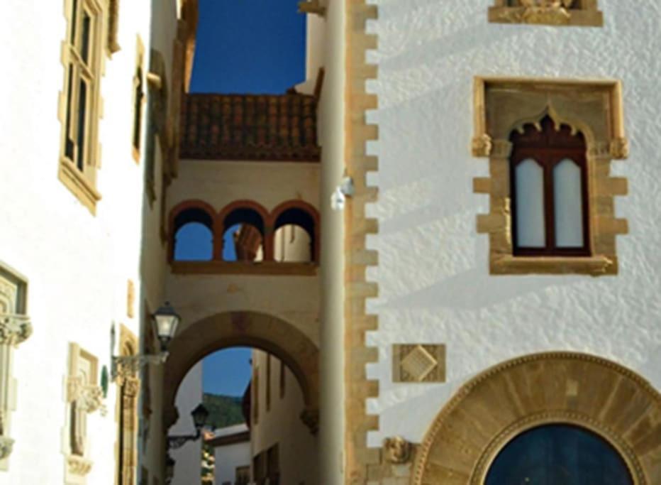 Villa Tranquil Large 6 Bedroom Family Sleeps 20 Near Sitges